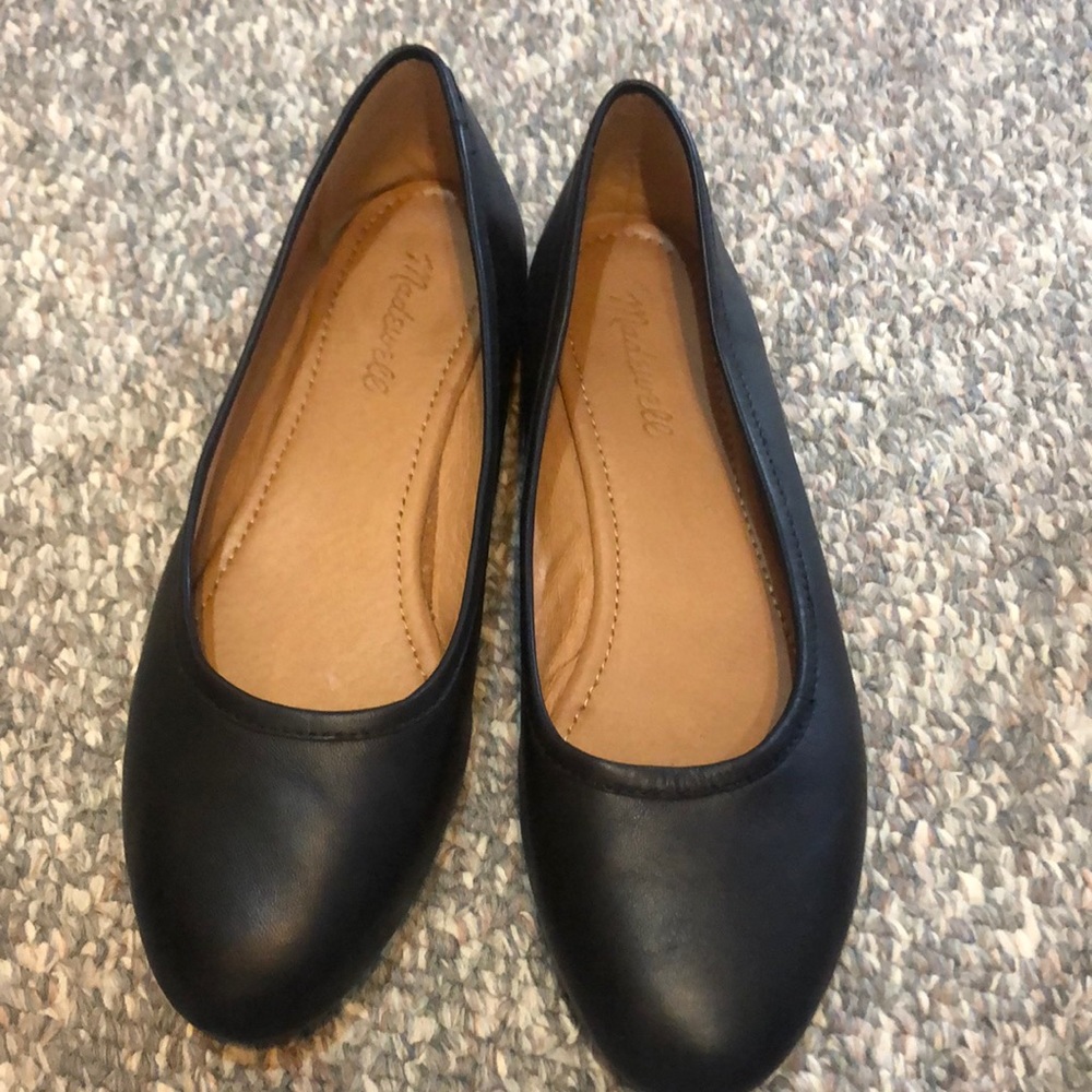 Madewell black soft leather flats size 8.5